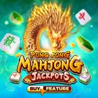 Người chơi Blackjack đang cầm bài